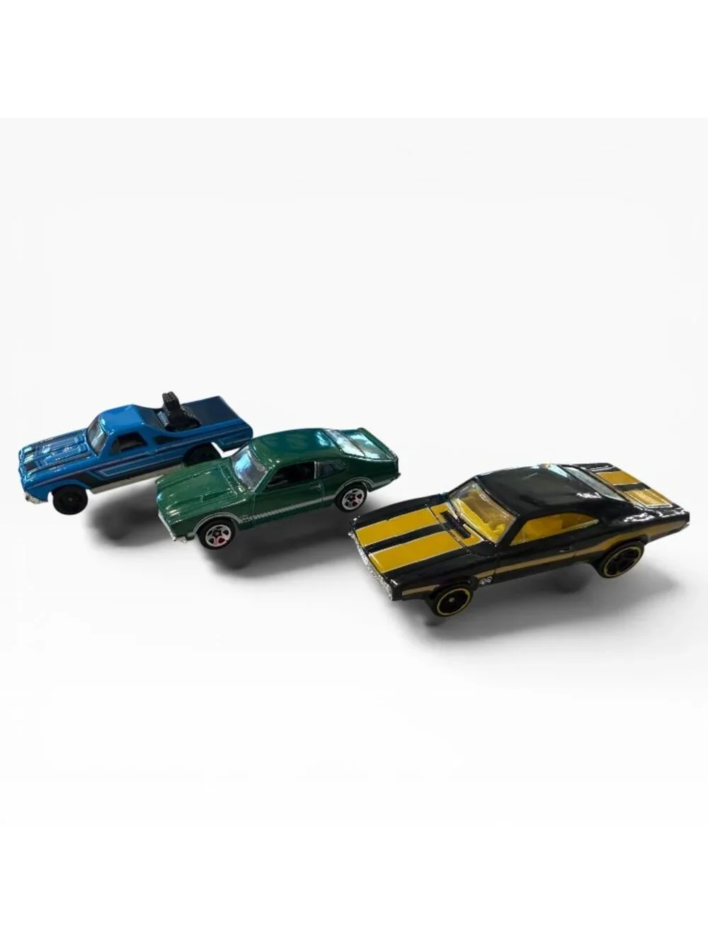 Hot Wheels Classic Muscle Car Lot Dodge Charger, Maverick Grabber, El Camino